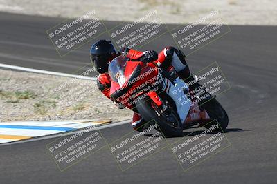 media/Sep-21-2025-TrackDaz (Sun) [[277c75b276]]/A Group/11am (Turn 3)/